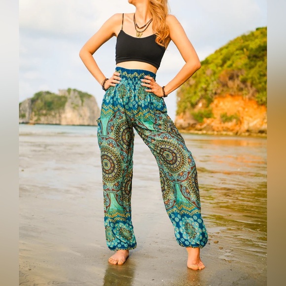 Blue Mandala Boho Smocked Waist Harem Pants Sz L/XL - Picture 1 of 12